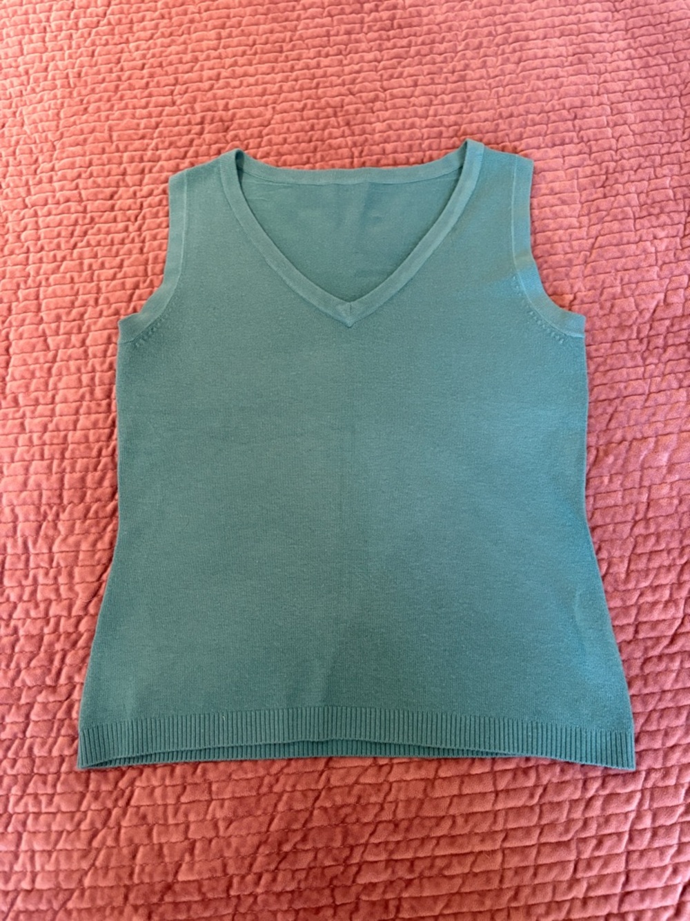 Sleeveless V-Neck Knit Shell in Teal